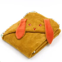 Cape de bain moutarde brodée Lapin