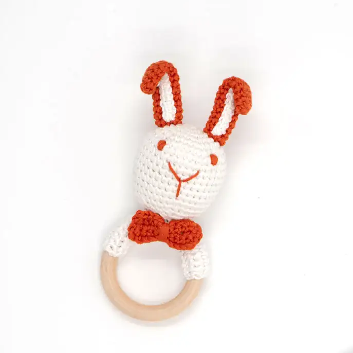 51.Hochet lapin blanc