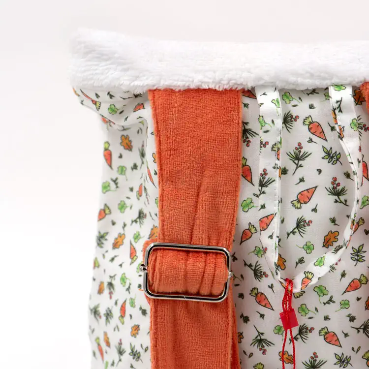 76.Sac à dos lapin blanc de dos