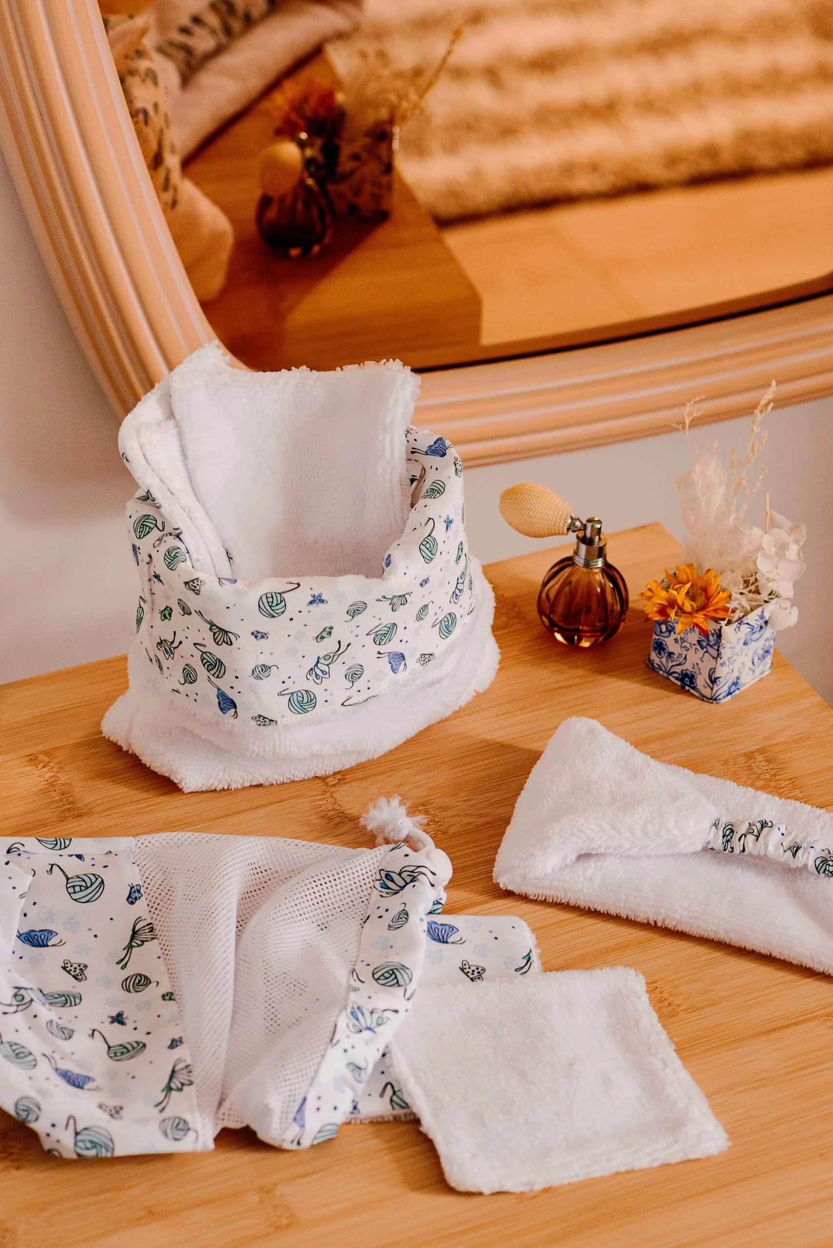 102.Kit visage_coffret chat blanc